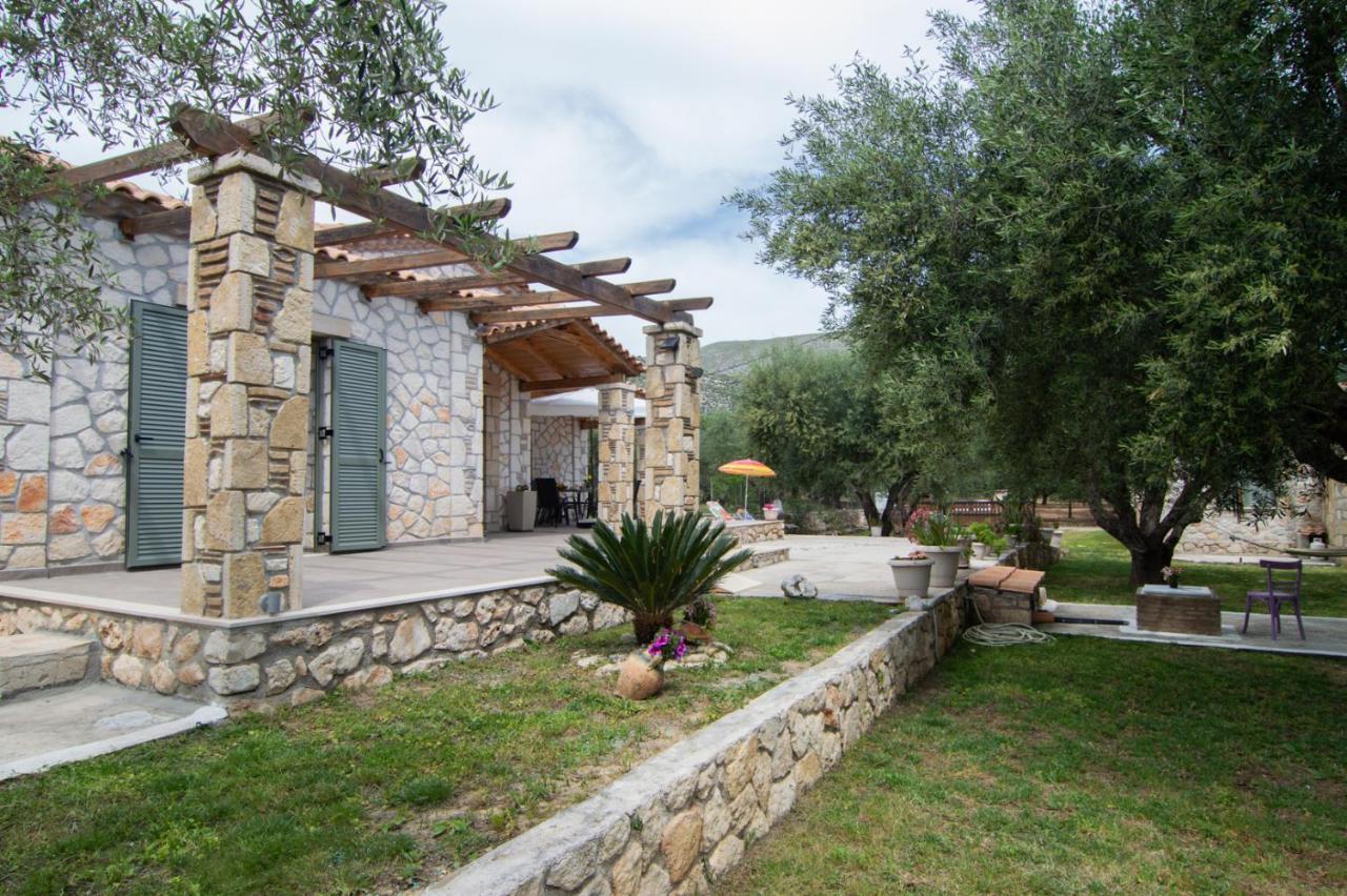 Villa Lobos Keri ภายนอก รูปภาพ